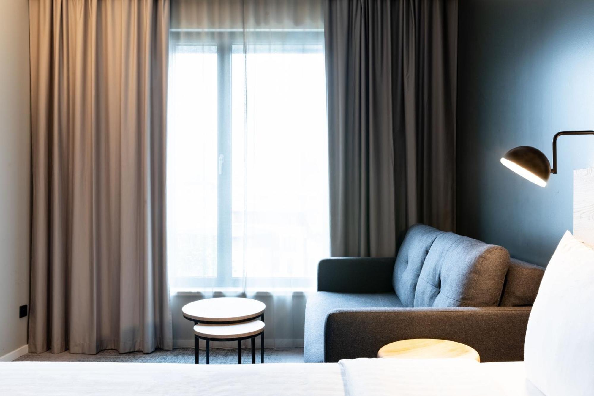 Moxy Paris Val D'Europe Hotel Montevrain Exterior photo